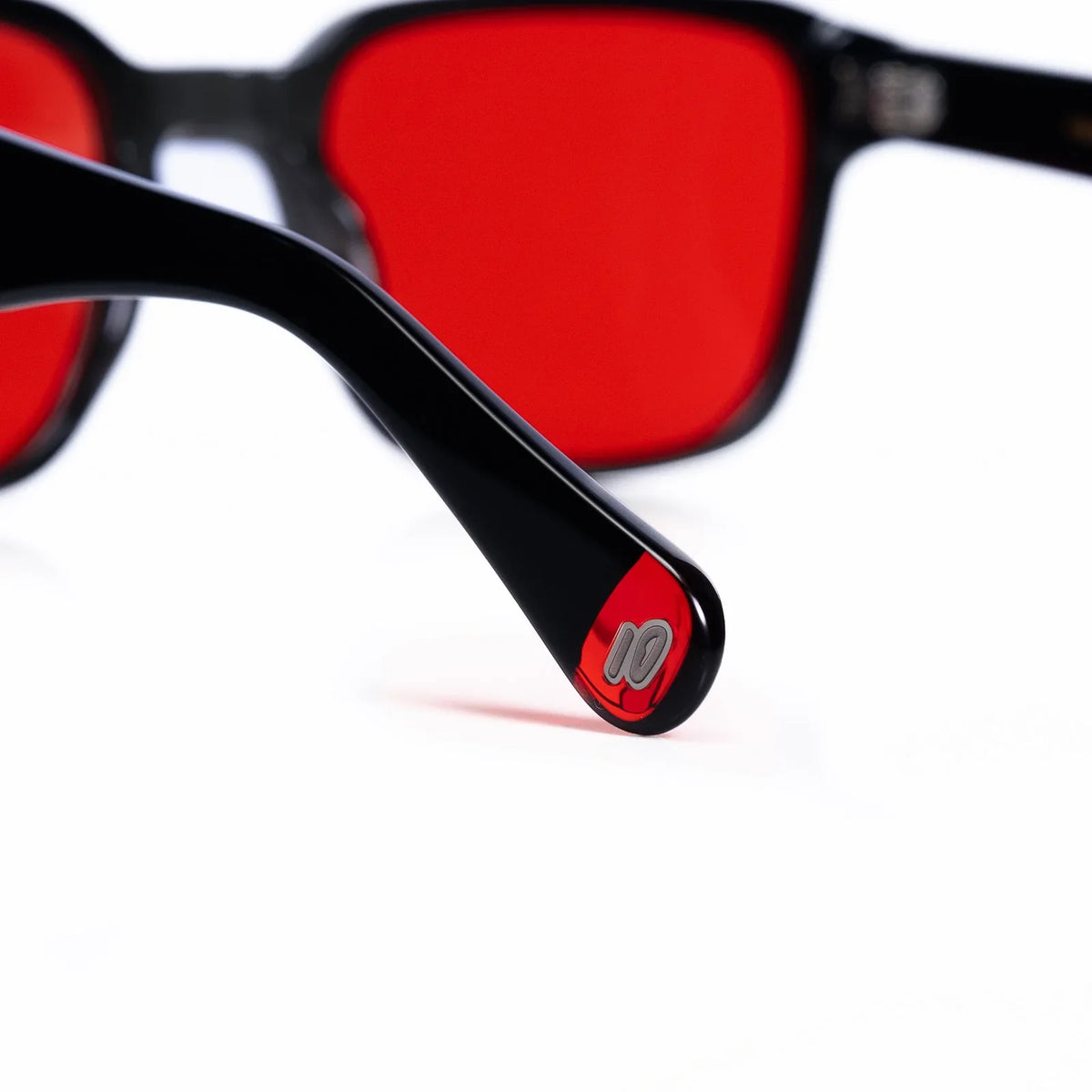 Las Calidosas Black - Cristal Rojo