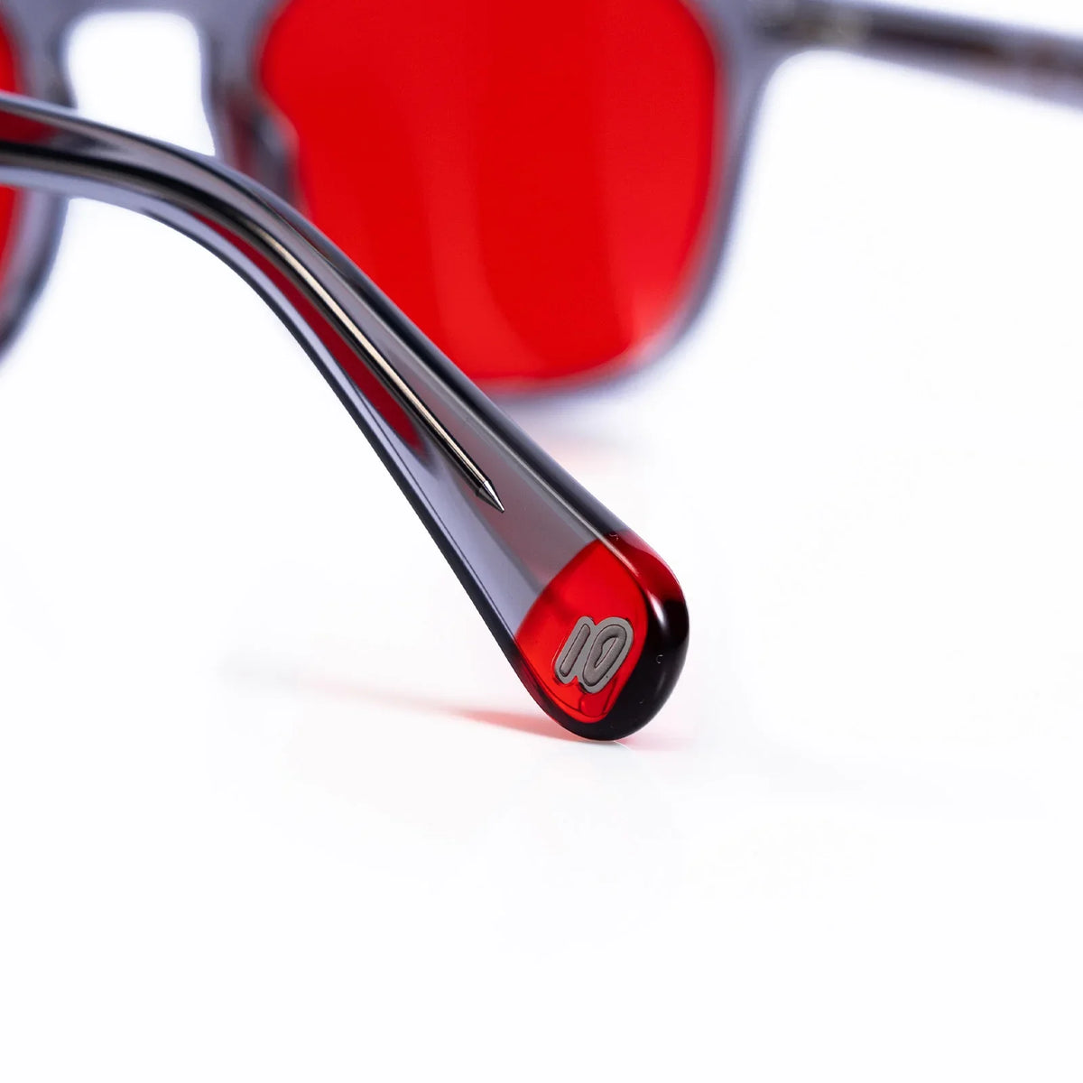 Las del Capi Gray - Cristal Rojo