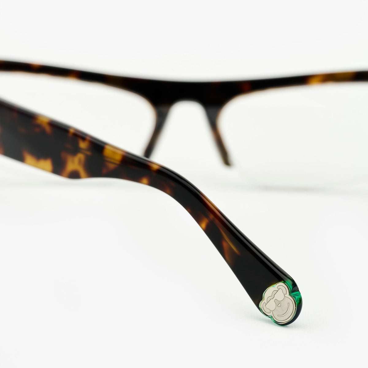 Agata Dark Brown Formulados