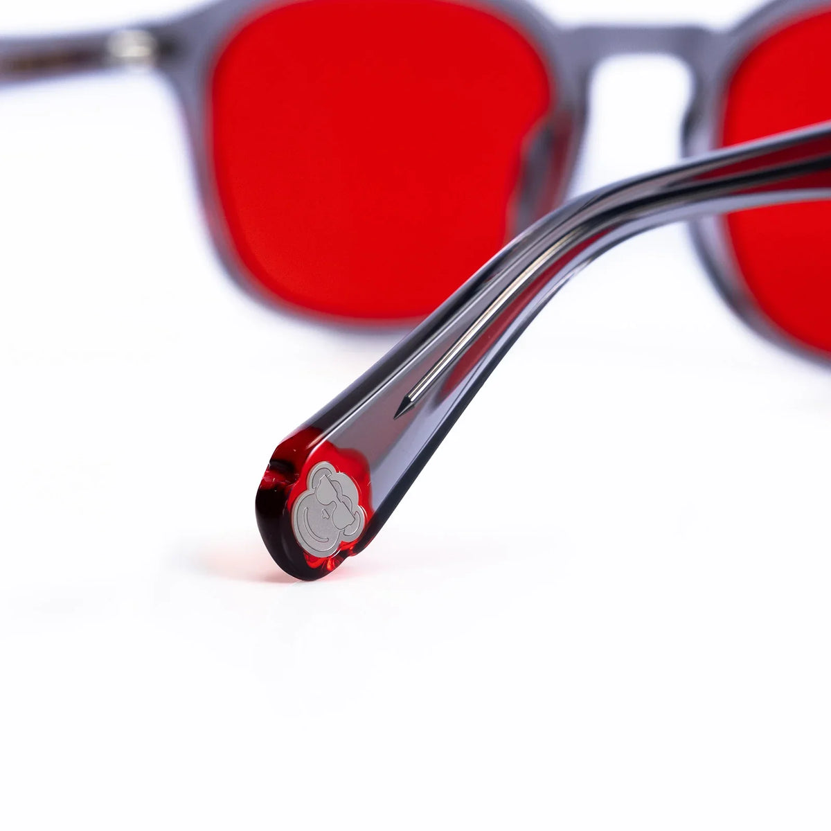 Las del Capi Gray - Cristal Rojo